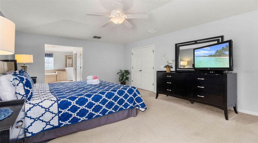 DAVENPORT, Florida 33837, 4 Bedrooms Bedrooms, ,3 BathroomsBathrooms,Residential,For Sale,ORANGE COSMOS,0,MFRS5148483