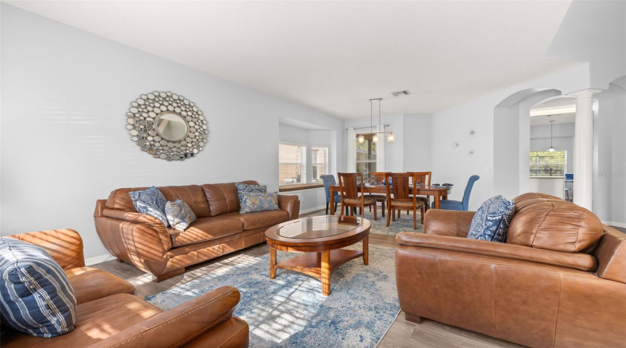 DAVENPORT, Florida 33837, 4 Bedrooms Bedrooms, ,3 BathroomsBathrooms,Residential,For Sale,ORANGE COSMOS,0,MFRS5148483