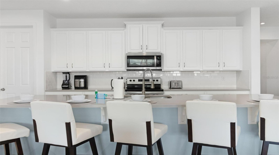 KISSIMMEE, Florida 34747, 9 Bedrooms Bedrooms, ,6 BathroomsBathrooms,Residential,For Sale,CAROLINE BAY,0,MFRS5148270