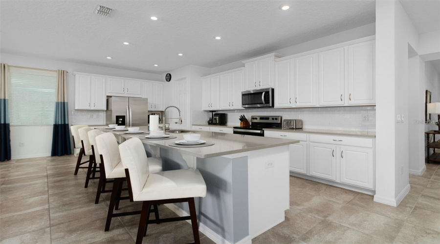 KISSIMMEE, Florida 34747, 9 Bedrooms Bedrooms, ,6 BathroomsBathrooms,Residential,For Sale,CAROLINE BAY,0,MFRS5148270