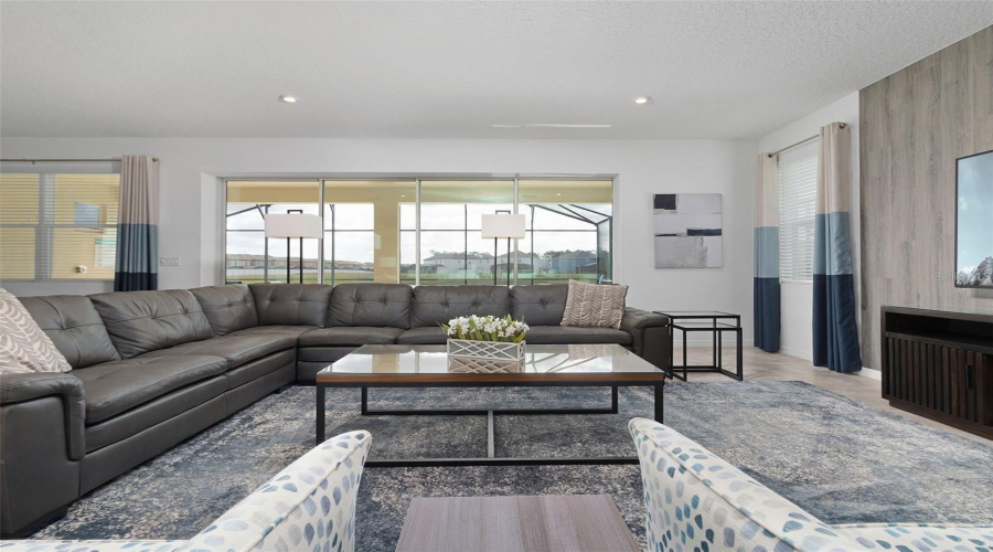 KISSIMMEE, Florida 34747, 9 Bedrooms Bedrooms, ,6 BathroomsBathrooms,Residential,For Sale,CAROLINE BAY,0,MFRS5148270