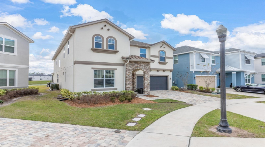 KISSIMMEE, Florida 34747, 9 Bedrooms Bedrooms, ,6 BathroomsBathrooms,Residential,For Sale,CAROLINE BAY,0,MFRS5148270