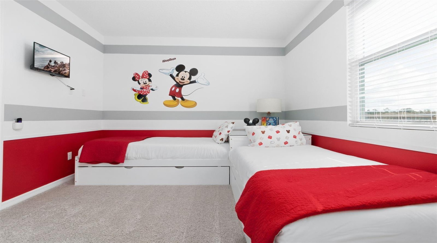 KISSIMMEE, Florida 34747, 9 Bedrooms Bedrooms, ,6 BathroomsBathrooms,Residential,For Sale,CAROLINE BAY,0,MFRS5148270