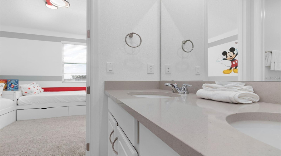 KISSIMMEE, Florida 34747, 9 Bedrooms Bedrooms, ,6 BathroomsBathrooms,Residential,For Sale,CAROLINE BAY,0,MFRS5148270