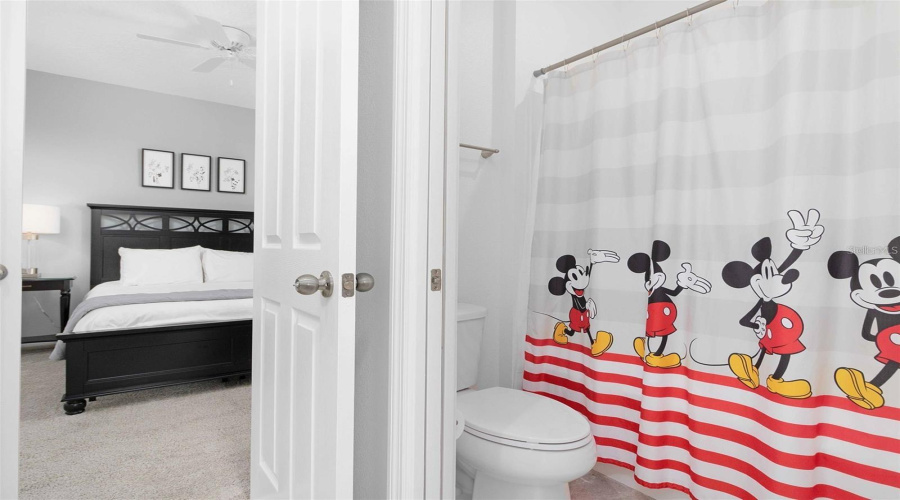 KISSIMMEE, Florida 34747, 9 Bedrooms Bedrooms, ,6 BathroomsBathrooms,Residential,For Sale,CAROLINE BAY,0,MFRS5148270