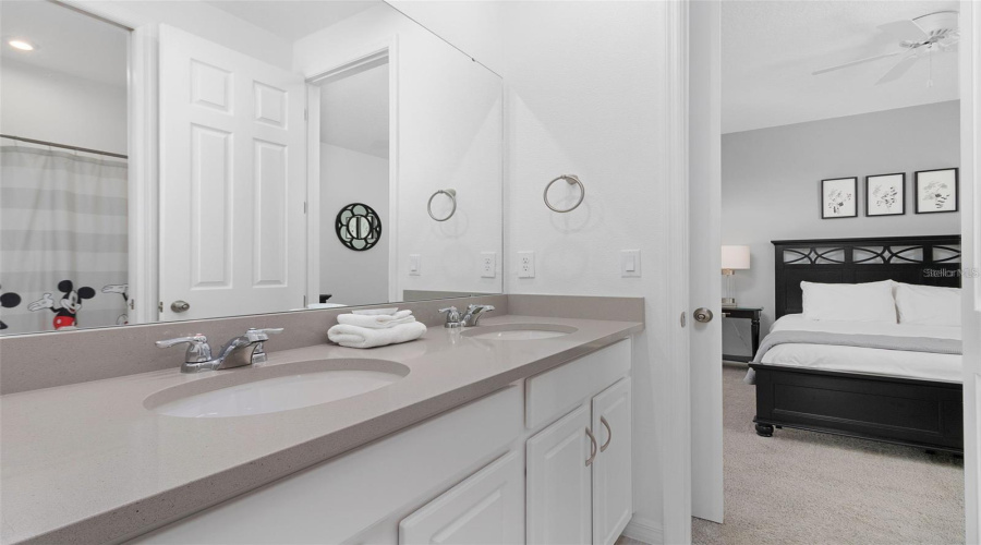 KISSIMMEE, Florida 34747, 9 Bedrooms Bedrooms, ,6 BathroomsBathrooms,Residential,For Sale,CAROLINE BAY,0,MFRS5148270