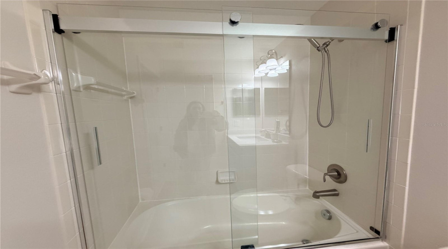 KISSIMMEE, Florida 34747, 5 Bedrooms Bedrooms, ,5 BathroomsBathrooms,Residential,For Sale,BUCCANEER PALM,0,MFRO6402181