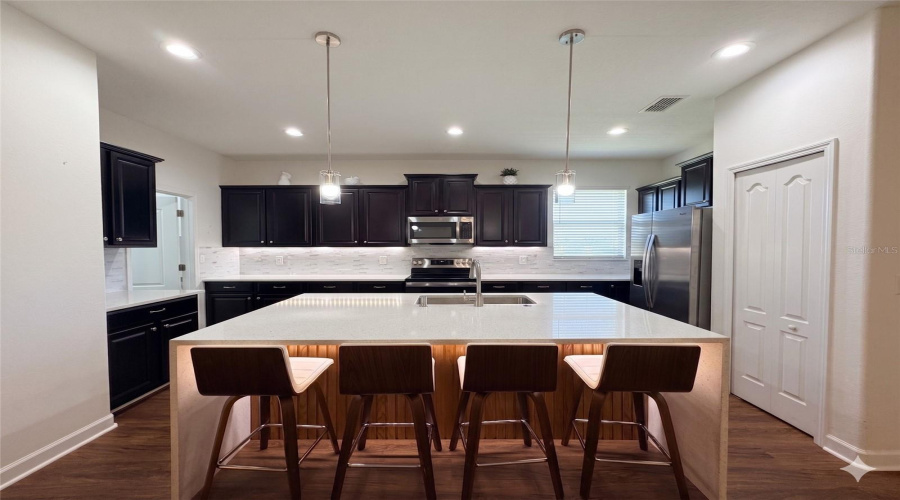 KISSIMMEE, Florida 34747, 5 Bedrooms Bedrooms, ,5 BathroomsBathrooms,Residential,For Sale,BUCCANEER PALM,0,MFRO6402181