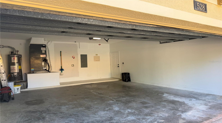 garage