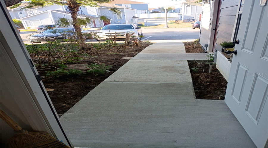 DAVENPORT, Florida 33897, 4 Bedrooms Bedrooms, ,3 BathroomsBathrooms,Residential,For Sale,MANGO,0,MFRG5108797