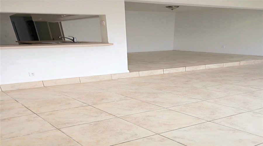 DAVENPORT, Florida 33897, 4 Bedrooms Bedrooms, ,3 BathroomsBathrooms,Residential,For Sale,MANGO,0,MFRG5108797