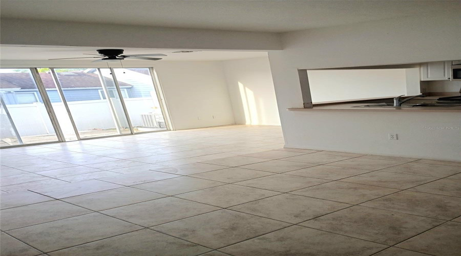 DAVENPORT, Florida 33897, 4 Bedrooms Bedrooms, ,3 BathroomsBathrooms,Residential,For Sale,MANGO,0,MFRG5108797