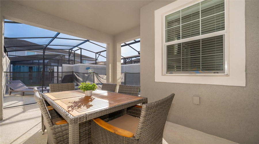 KISSIMMEE, Florida 34746, 4 Bedrooms Bedrooms, ,3 BathroomsBathrooms,Residential,For Sale,WINDERMERE,0,MFRO6402327