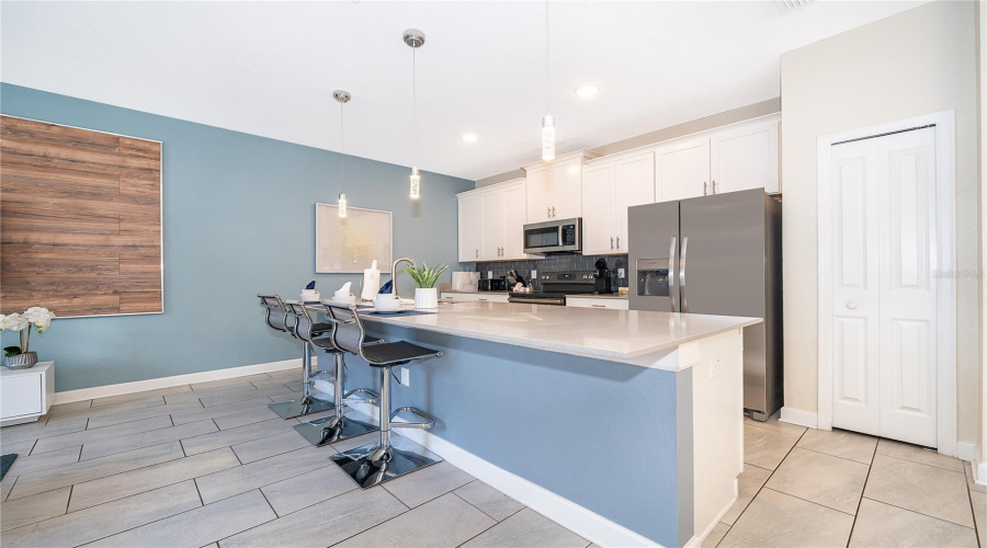 KISSIMMEE, Florida 34746, 4 Bedrooms Bedrooms, ,3 BathroomsBathrooms,Residential,For Sale,WINDERMERE,0,MFRO6402327