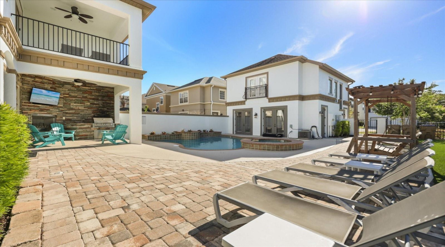 REUNION, Florida 34747, 7 Bedrooms Bedrooms, ,5 BathroomsBathrooms,Residential,For Sale,COROLLA,0,MFRO6402241