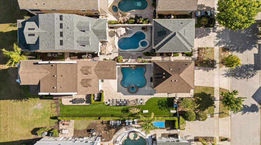 REUNION, Florida 34747, 7 Bedrooms Bedrooms, ,5 BathroomsBathrooms,Residential,For Sale,COROLLA,0,MFRO6402241