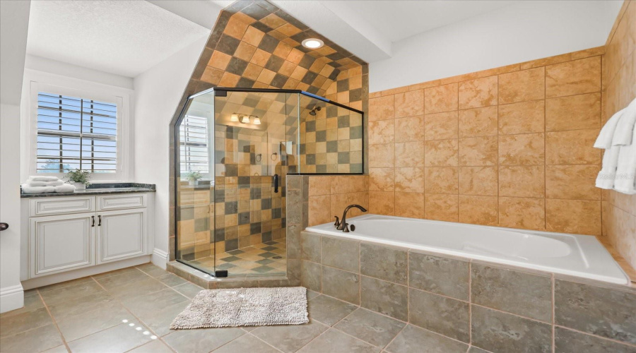 REUNION, Florida 34747, 7 Bedrooms Bedrooms, ,5 BathroomsBathrooms,Residential,For Sale,COROLLA,0,MFRO6402241