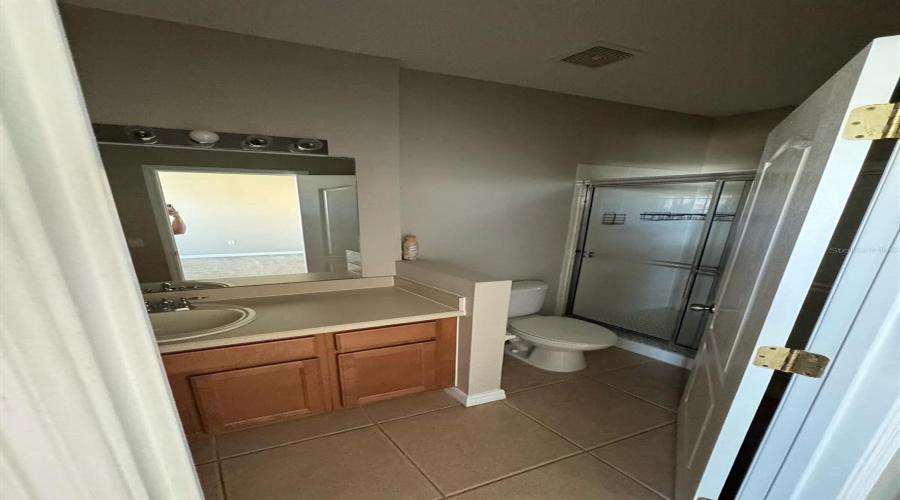DAVENPORT, Florida 33897, 2 Bedrooms Bedrooms, ,2 BathroomsBathrooms,Residential,For Sale,BEXLEY,0,MFRO6395666
