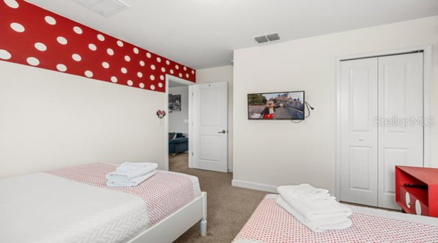 CHAMPIONS GATE, Florida 33896, 6 Bedrooms Bedrooms, ,6 BathroomsBathrooms,Residential,For Sale,STINGER,0,MFRO6402178