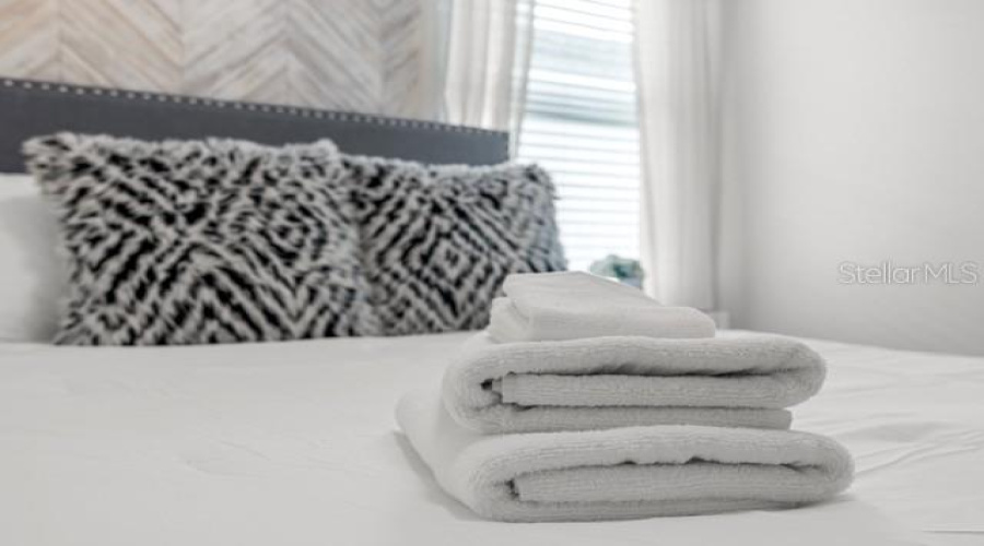 CHAMPIONS GATE, Florida 33896, 6 Bedrooms Bedrooms, ,6 BathroomsBathrooms,Residential,For Sale,STINGER,0,MFRO6402178