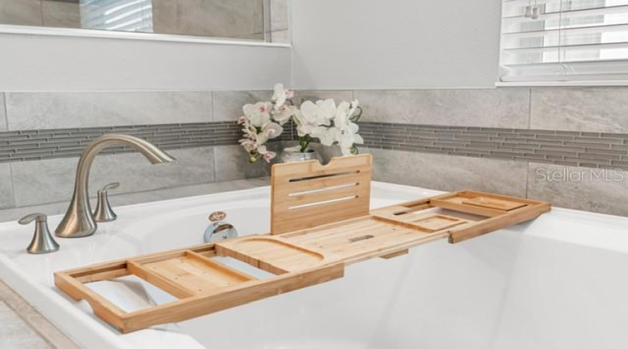 CHAMPIONS GATE, Florida 33896, 6 Bedrooms Bedrooms, ,6 BathroomsBathrooms,Residential,For Sale,STINGER,0,MFRO6402178