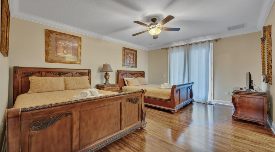 KISSIMMEE, Florida 34747, 9 Bedrooms Bedrooms, ,10 BathroomsBathrooms,Residential,For Sale,FORMOSA,0,MFRS5148635