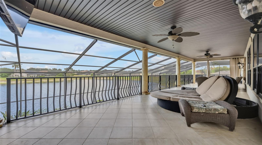 KISSIMMEE, Florida 34747, 9 Bedrooms Bedrooms, ,10 BathroomsBathrooms,Residential,For Sale,FORMOSA,0,MFRS5148635