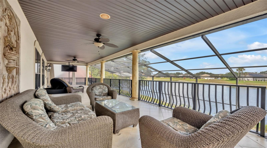 KISSIMMEE, Florida 34747, 9 Bedrooms Bedrooms, ,10 BathroomsBathrooms,Residential,For Sale,FORMOSA,0,MFRS5148635