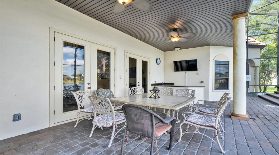 KISSIMMEE, Florida 34747, 9 Bedrooms Bedrooms, ,10 BathroomsBathrooms,Residential,For Sale,FORMOSA,0,MFRS5148635