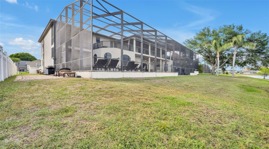 KISSIMMEE, Florida 34747, 9 Bedrooms Bedrooms, ,10 BathroomsBathrooms,Residential,For Sale,FORMOSA,0,MFRS5148635