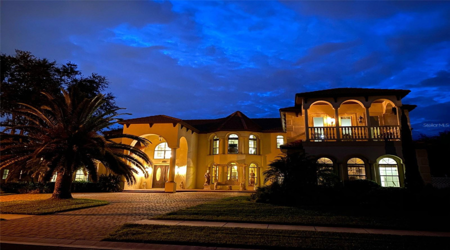 KISSIMMEE, Florida 34747, 9 Bedrooms Bedrooms, ,10 BathroomsBathrooms,Residential,For Sale,FORMOSA,0,MFRS5148635