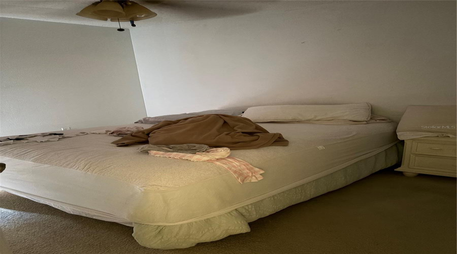 KISSIMMEE, Florida 34746, 4 Bedrooms Bedrooms, ,2 BathroomsBathrooms,Residential,For Sale,EAGLE POINTE,0,MFRS5148539