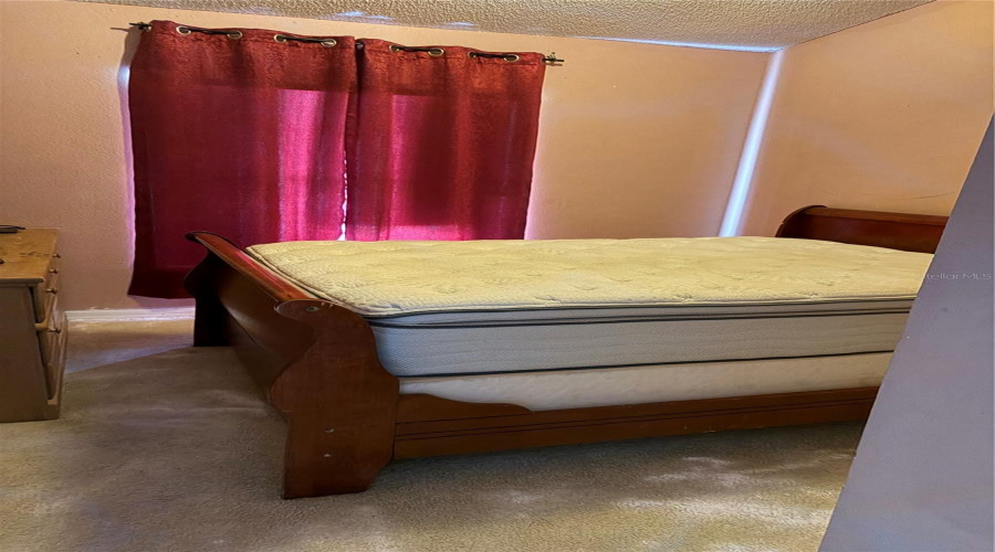 KISSIMMEE, Florida 34746, 4 Bedrooms Bedrooms, ,2 BathroomsBathrooms,Residential,For Sale,EAGLE POINTE,0,MFRS5148539