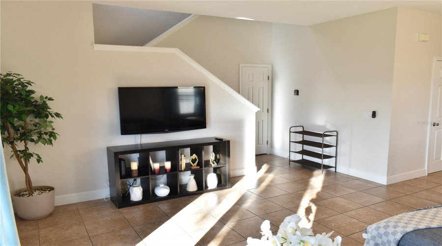 DAVENPORT, Florida 33897, 4 Bedrooms Bedrooms, ,3 BathroomsBathrooms,Residential,For Sale,LA MIRAGE,0,MFRO6370925