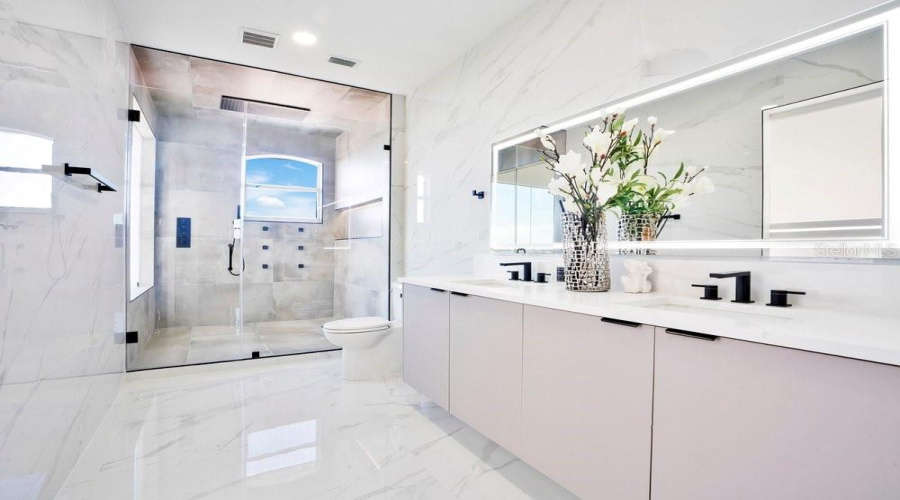 ORLANDO, Florida 32836, 5 Bedrooms Bedrooms, ,5 BathroomsBathrooms,Residential,For Sale,FIRENZE,0,MFRO6402107