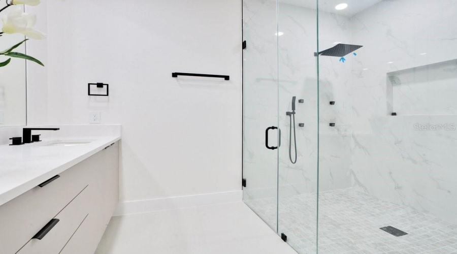 Lower Level Bathroom #4