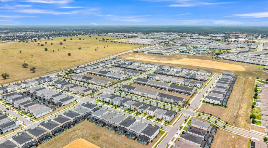 KISSIMMEE, Florida 34747, 6 Bedrooms Bedrooms, ,4 BathroomsBathrooms,Residential,For Sale,ZABALLINA,0,MFRO6401597