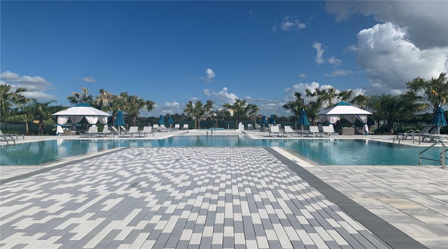 REUNION, Florida 34747, 5 Bedrooms Bedrooms, ,4 BathroomsBathrooms,Residential,For Sale,SANDY RIDGE,0,MFRO6402422