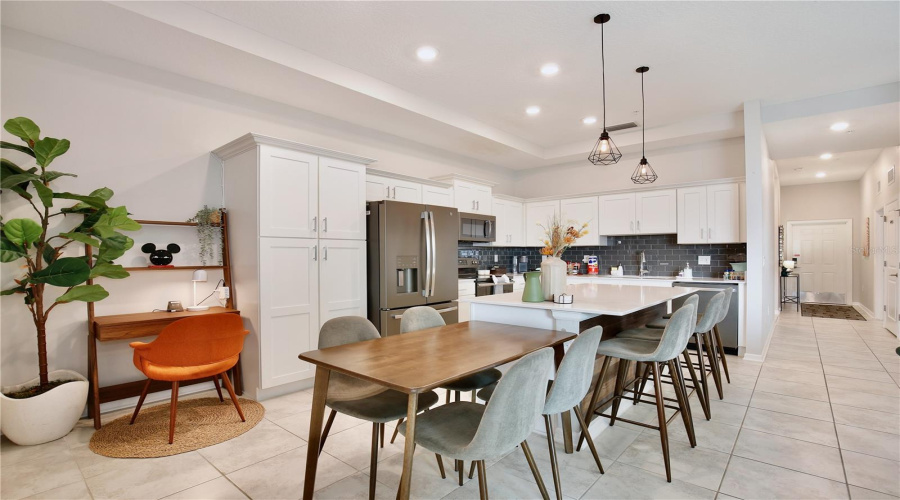 KISSIMMEE, Florida 34746, 2 Bedrooms Bedrooms, ,2 BathroomsBathrooms,Residential,For Sale,PARADOX,0,MFRO6401403