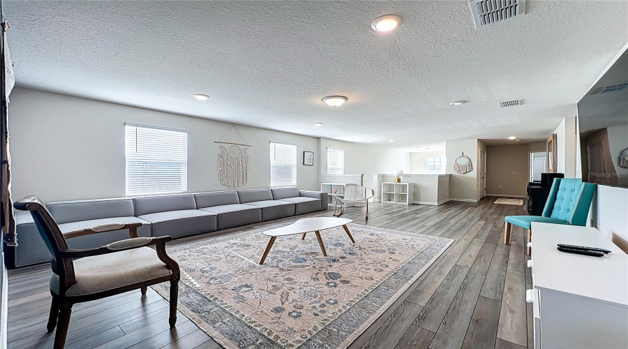 DAVENPORT, Florida 33897, 6 Bedrooms Bedrooms, ,4 BathroomsBathrooms,Residential,For Sale,LILAC,0,MFRO6402494