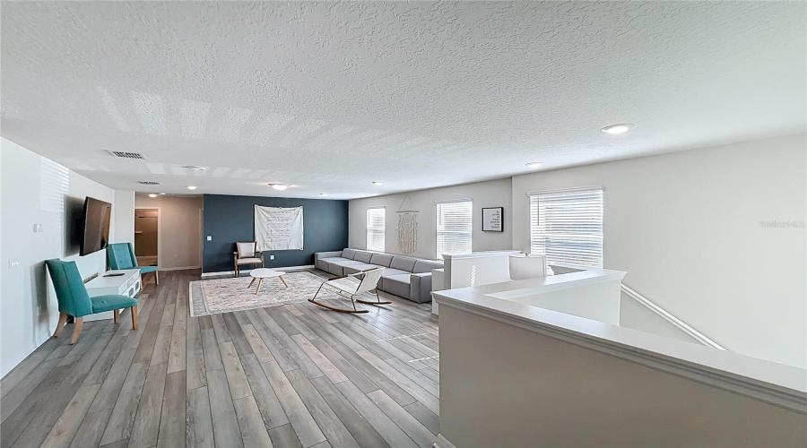 DAVENPORT, Florida 33897, 6 Bedrooms Bedrooms, ,4 BathroomsBathrooms,Residential,For Sale,LILAC,0,MFRO6402494