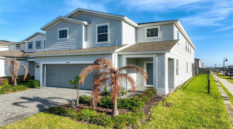 DAVENPORT, Florida 33897, 6 Bedrooms Bedrooms, ,4 BathroomsBathrooms,Residential,For Sale,LILAC,0,MFRO6402494