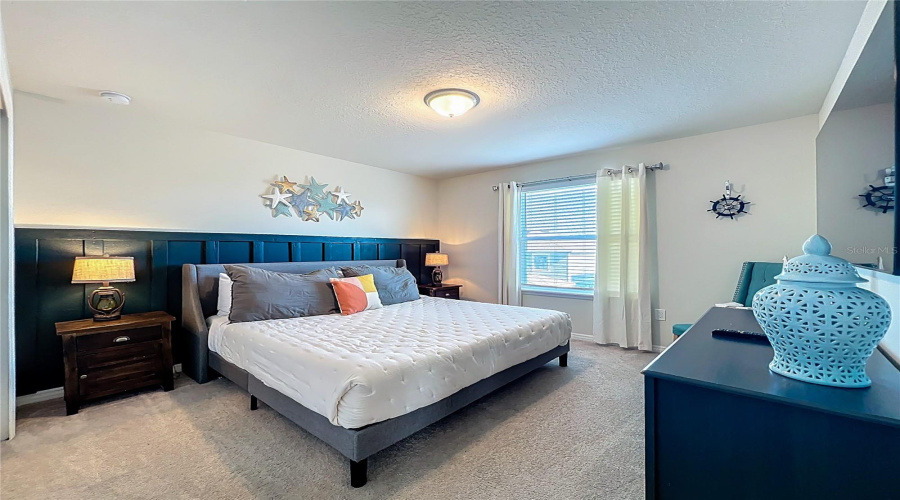 DAVENPORT, Florida 33897, 6 Bedrooms Bedrooms, ,4 BathroomsBathrooms,Residential,For Sale,LILAC,0,MFRO6402494