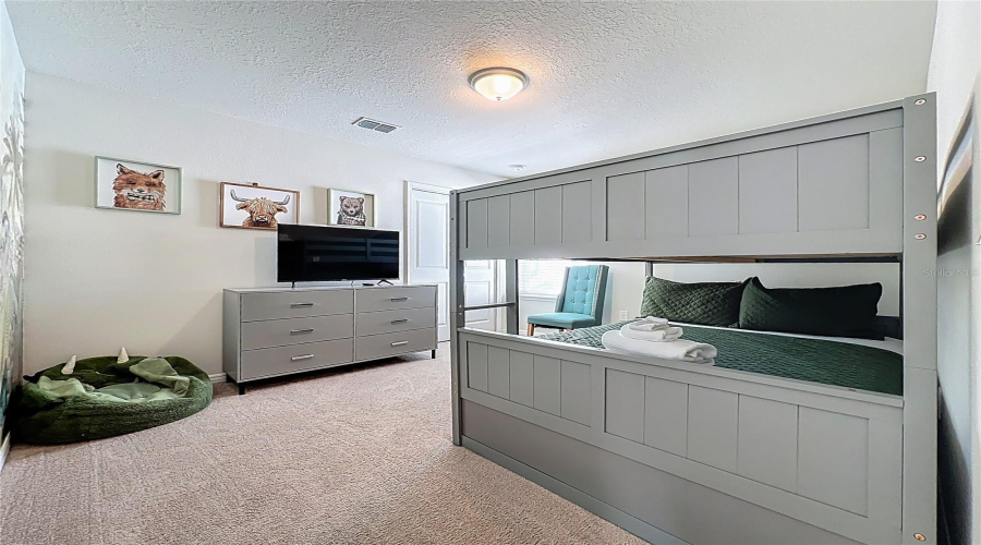 DAVENPORT, Florida 33897, 6 Bedrooms Bedrooms, ,4 BathroomsBathrooms,Residential,For Sale,LILAC,0,MFRO6402494