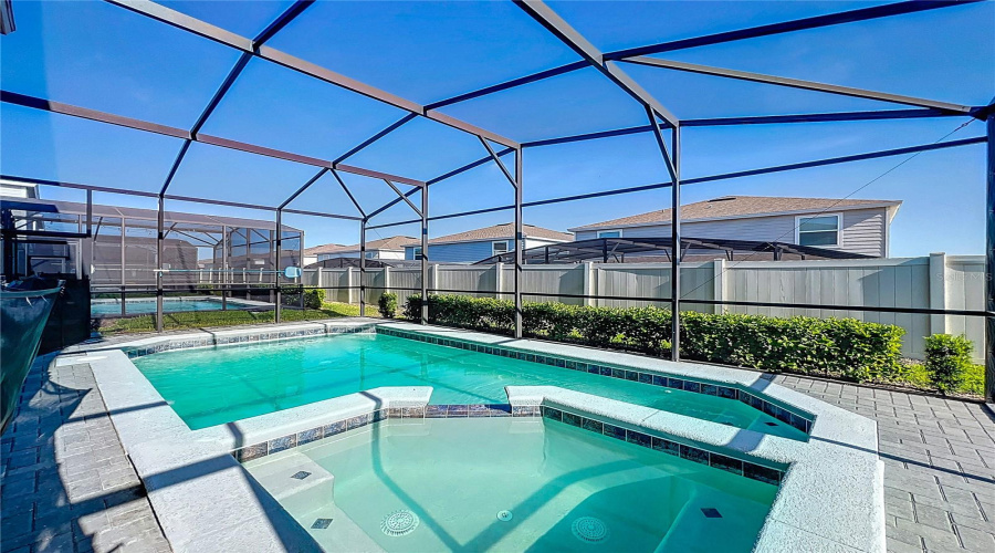 DAVENPORT, Florida 33897, 6 Bedrooms Bedrooms, ,4 BathroomsBathrooms,Residential,For Sale,LILAC,0,MFRO6402494