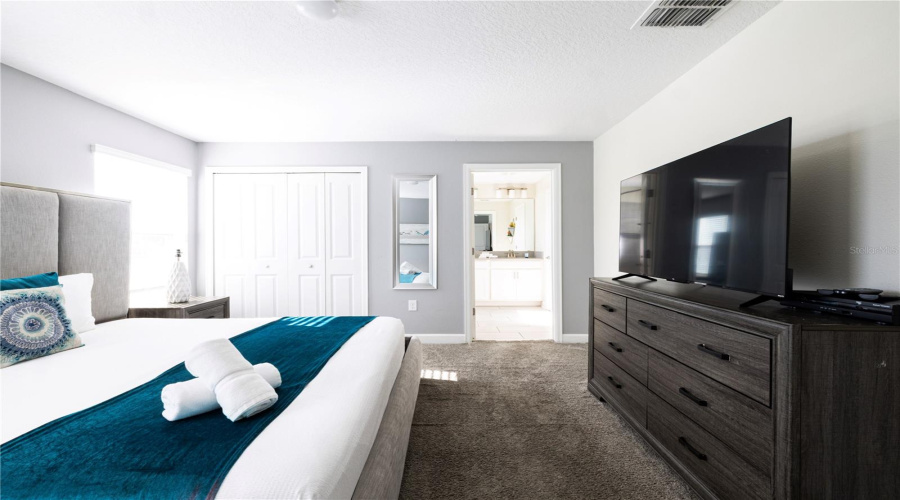 DAVENPORT, Florida 33896, 4 Bedrooms Bedrooms, ,3 BathroomsBathrooms,Residential,For Sale,OCEAN COURSE,0,MFRO6397627