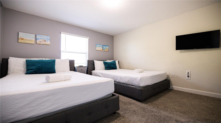 DAVENPORT, Florida 33896, 4 Bedrooms Bedrooms, ,3 BathroomsBathrooms,Residential,For Sale,OCEAN COURSE,0,MFRO6397627