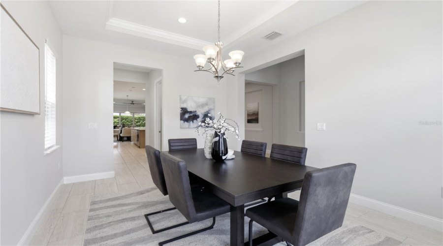 ORLANDO, Florida 32836, 5 Bedrooms Bedrooms, ,4 BathroomsBathrooms,Residential,For Sale,ANGEL OAK,0,MFRO6402221