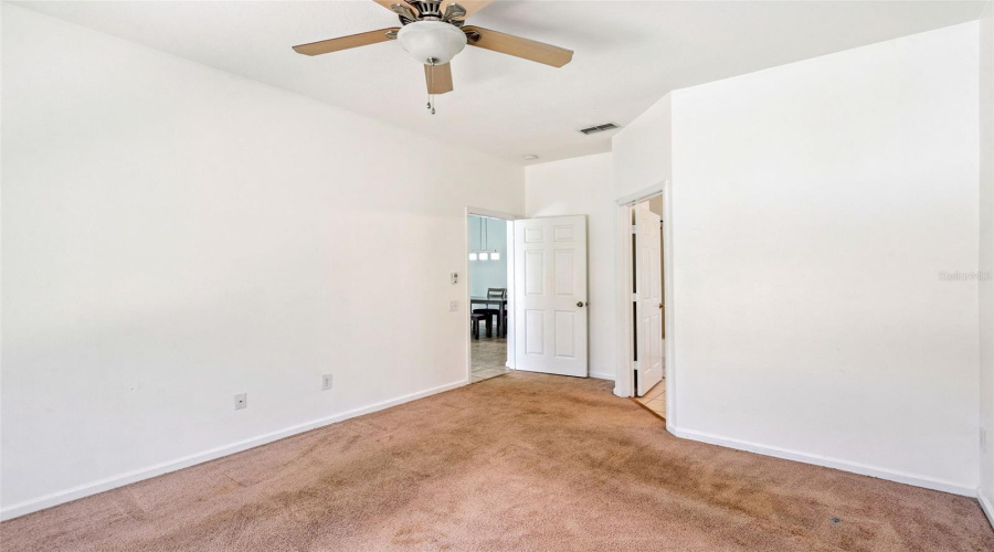 KISSIMMEE, Florida 34747, 4 Bedrooms Bedrooms, ,2 BathroomsBathrooms,Residential,For Sale,FAN PALM,0,MFRO6317015