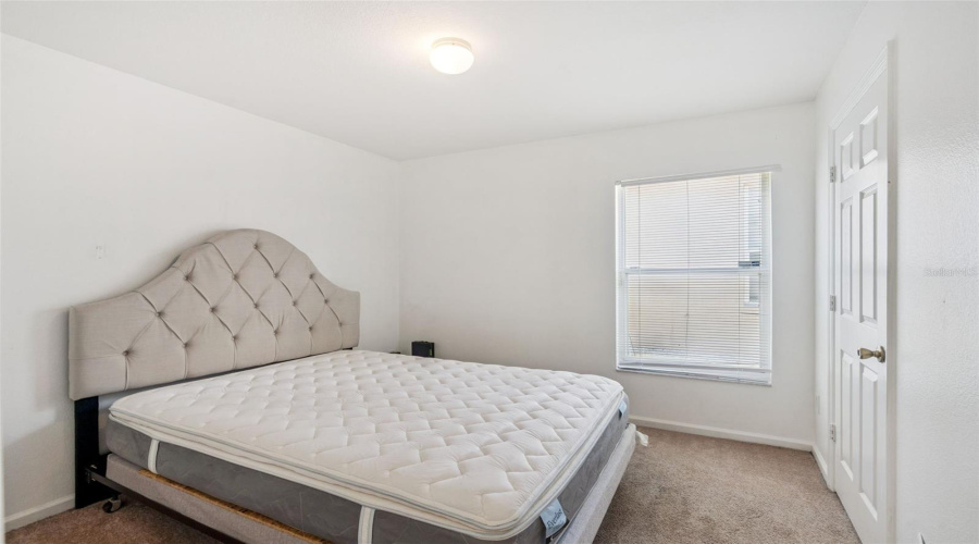 KISSIMMEE, Florida 34747, 4 Bedrooms Bedrooms, ,2 BathroomsBathrooms,Residential,For Sale,FAN PALM,0,MFRO6317015